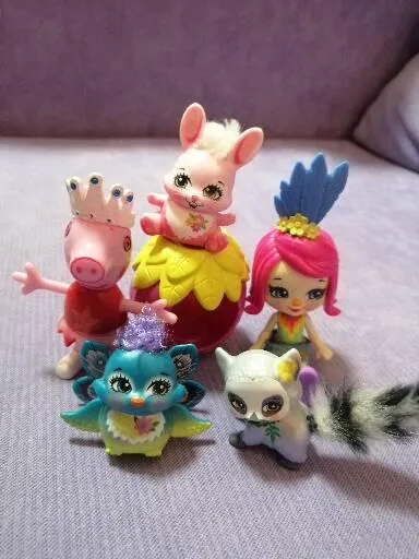 Enchantimals figura szett öltöztethető babával és ajándék Peppa malaccal 3500 ft